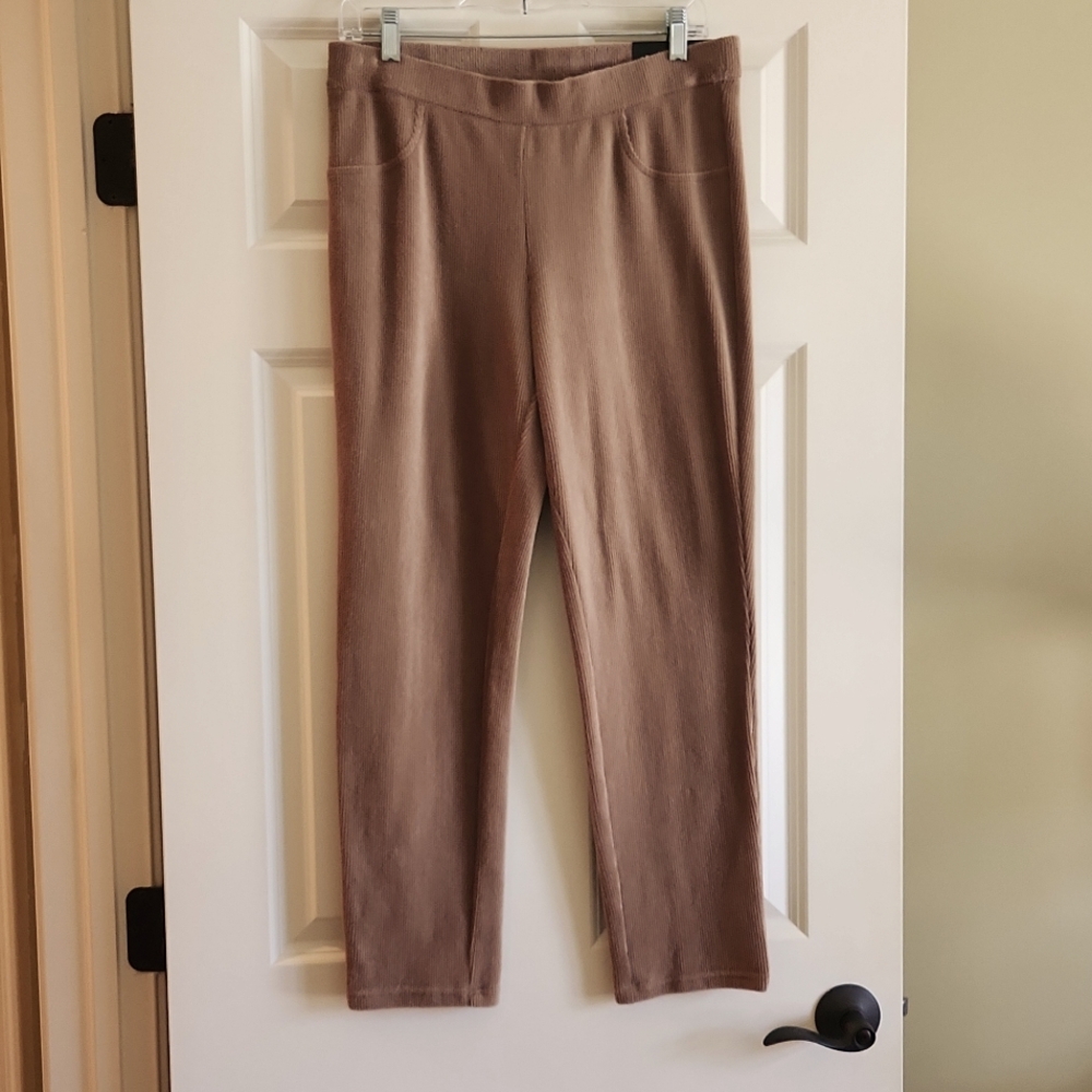 Alfred Dunner Slim Fit Proportioned Short Pant